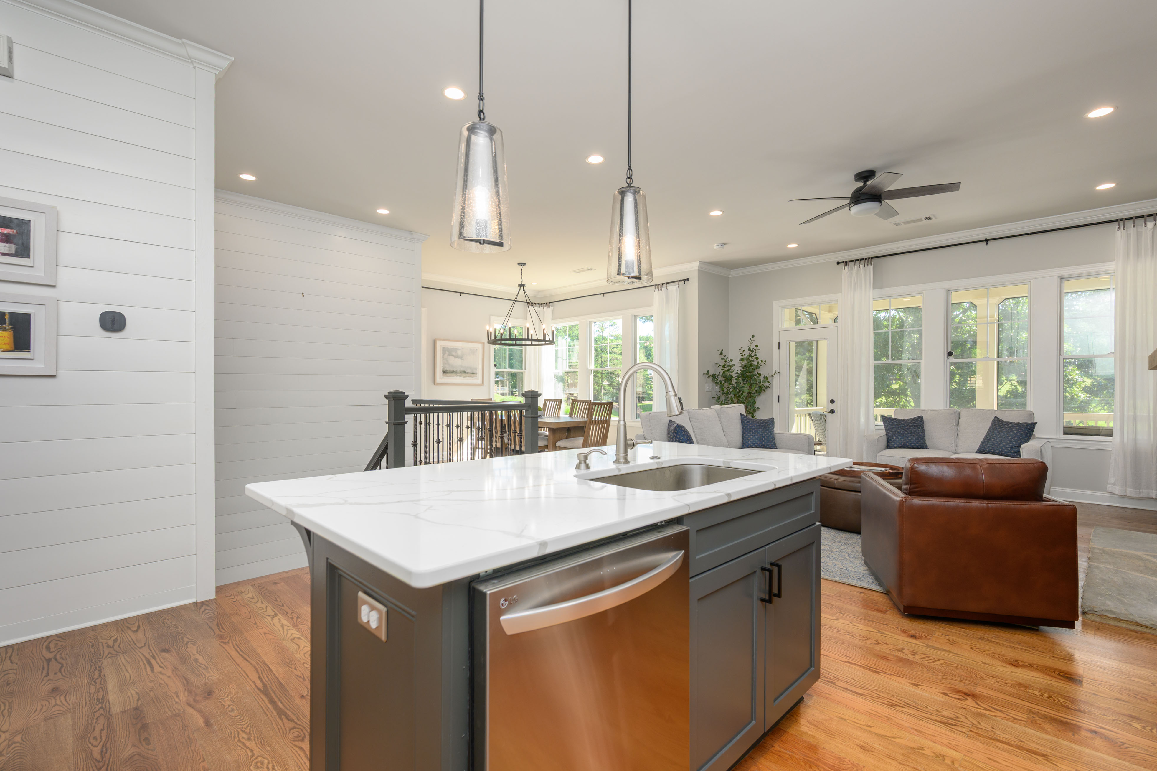 1100 Landing Drive image 8